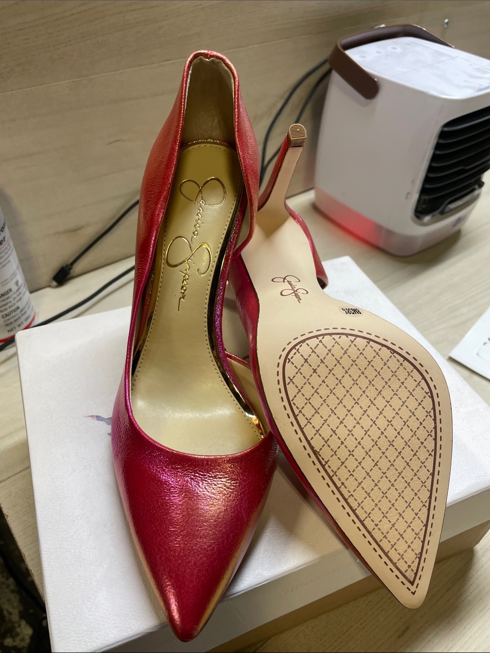 Jessica Simpson Shimmery Fuchsia Pointed-Toe Slingback Heels #634